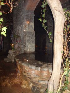 229692_640769942606664_1342516151_n